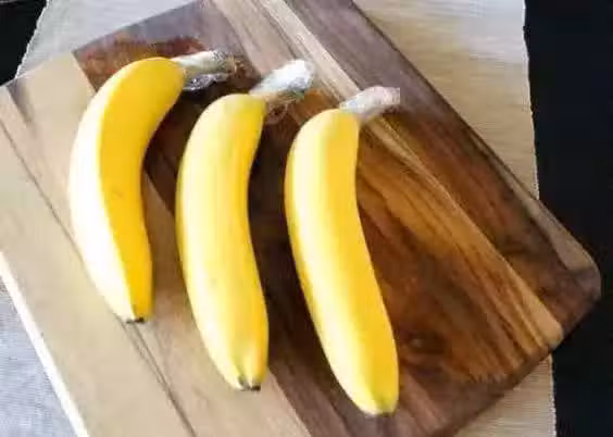 /www/bananadaily.net/web/images/image/2033/20334874.avif