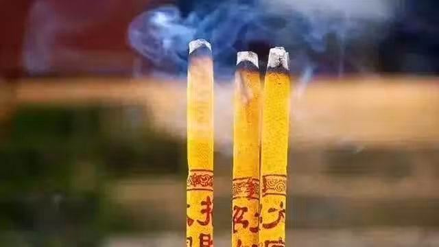 /www/bananadaily.net/web/images/image/2270/22706481.avif