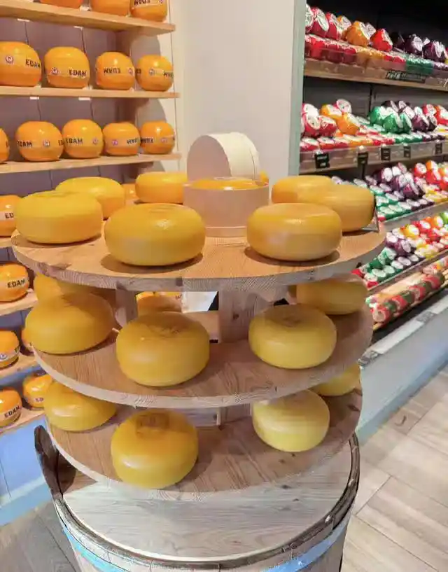 /www/bananadaily.net/web/images/image/2274/22747031.avif